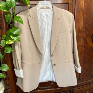 Tahari rolled sleeve blazer